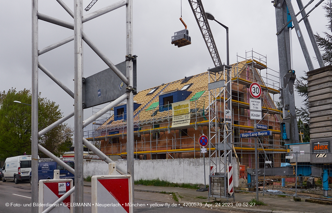 24.04.2023 - Baustelle Niederalmstraße 16 in Neuperlach